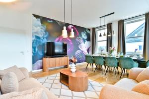 Μια τηλεόραση ή/και κέντρο ψυχαγωγίας στο Luxus Apartments - Mitten in Deutschland - Perfekte Lage - Parkplatz