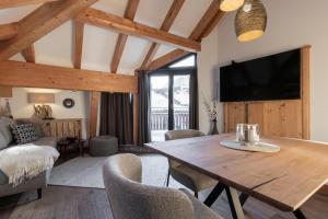 Μια τηλεόραση ή/και κέντρο ψυχαγωγίας στο Dorfplatzl