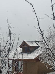 Baserah - Stay & Cafe v zimě