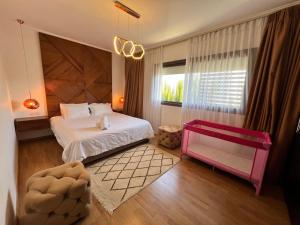 Postel nebo postele na pokoji v ubytování Villa Serena luxe et calme 500 m de la plage + 27 fotografií