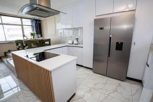 Φωτογραφία από το άλμπουμ του Modern Beach View σε Kingsborough