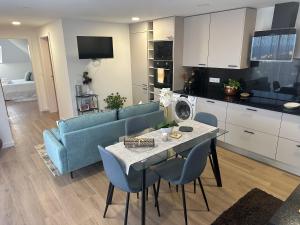 Køkken eller tekøkken på Refugio da Ponta do Sol 2 - Madeira Inn Group