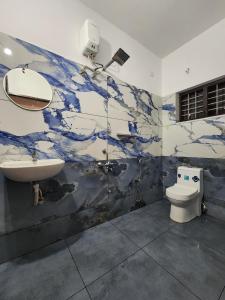 Phòng tắm tại Sathwika