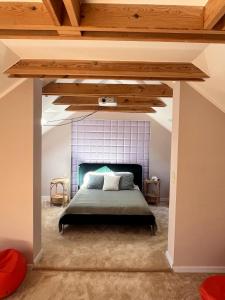 Ένα ή περισσότερα κρεβάτια σε δωμάτιο στο wschód nad polaną 17