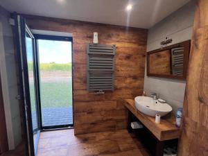 Ένα μπάνιο στο wschód nad polaną 17 +42 φωτογραφίες