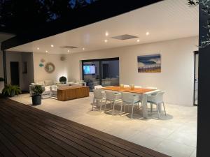 Χώρος καθιστικού στο Villa 5 Etoiles avec piscine chauffée Proche plages et Pays Basque