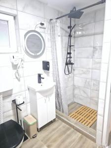 Koupelna v ubytování Black House Spa + 1 fotografie