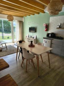 Kuchyň nebo kuchyňský kout v ubytování Abra Dina Huapi