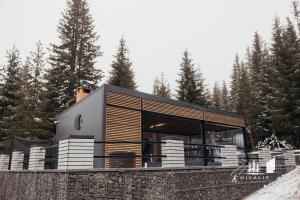 Το κτήριο όπου στεγάζεται  το σαλέ