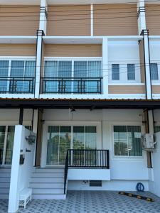 Балкон или терраса в Home Hug You