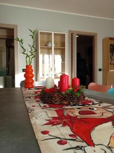 Φαγητό σε αυτό το διαμέρισμα ή κάπου εκεί κοντά