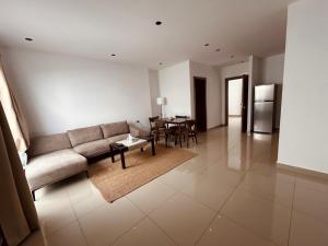 Χώρος καθιστικού στο Central Muscat Petit 1BR Villa +4 φωτογραφίες
