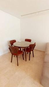 Imagen de la galería de Beautiful apartment in Rabat with 2 bedrooms, en Océan