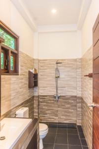 Phòng tắm tại Heaven in Satinwoods