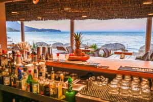 Nápoje v ubytování Maria Beach Hotel