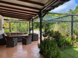 Κήπος έξω από το Le Petit Morne