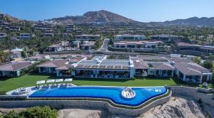 an aerial view of a house with a swimming pool at Casa Elije in San José del Cabo