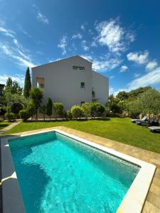 Bazén v ubytování Rooms and Apartments IstraSoley nebo v jeho okolí