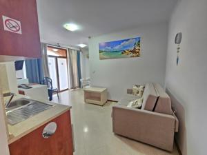 Χώρος καθιστικού στο PALAZZO FAMILY SUITE Sunny beach
