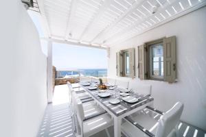 Gallery image of Villa Alice in Elia Beach