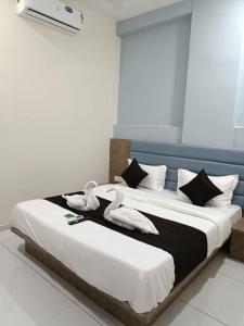 Gallery image of hotel suncity in Pālanpur +29 photos
