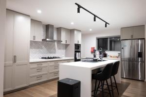 Φωτογραφία από το άλμπουμ του Dansons on The Hill σε Lenah Valley