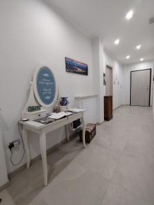 Ο χώρος του λόμπι ή της ρεσεψιόν στο Villa Mariana Bed and Breakfast