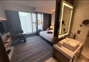 Φωτογραφία από το άλμπουμ του 香港旺角希尔顿花园酒店 στο Χονγκ Κονγκ