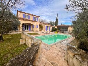 Πισίνα στο ή κοντά στο Villa Nans