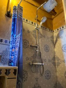 Ένα μπάνιο στο Kasbah Mashallah +158 φωτογραφίες