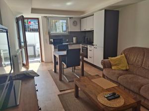 Kuchyň nebo kuchyňský kout v ubytování Perfekt für Firmen, Pendler, berufliche Übernachtungen