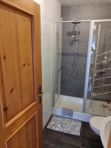 Koupelna v ubytování Ferienwohnungen Wittmann, Wohnung 1.OG