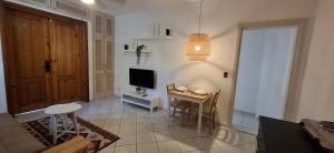 Μια τηλεόραση ή/και κέντρο ψυχαγωγίας στο Serenity Dominicus