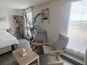 Ảnh trong thư viện ảnh của Grande chambre et salle de bain privée et balcon ở Strasbourg