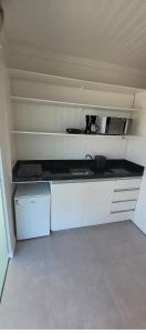 Фотография из галереи Kitnet container 30 metros da praia 6 km Beto carrero в городе Навегантис