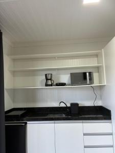 Фотография из галереи Kitnet container 30 metros da praia 6 km Beto carrero в городе Навегантис