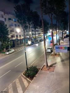 Imagen de la galería de Apartment for Daily Rent in Rabat, en Gare de Rabat-Aguedal 2 fotos más