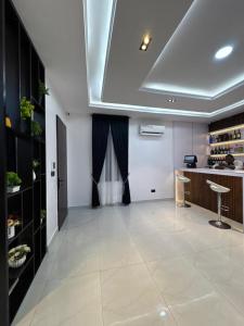 Nhà bếp/bếp nhỏ tại Deliz Premium Luxury