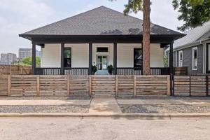 El edificio en el que está la casa de vacaciones