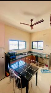 Køkken eller tekøkken på Sai vacation Home