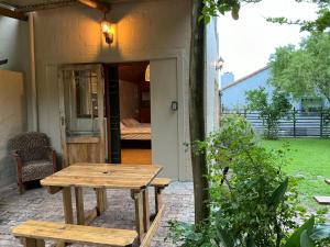 Сад в Swallows Cottages