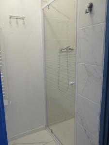 Ένα μπάνιο στο Gîte la Chaumette appartement Turquoise +11 φωτογραφίες