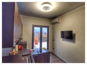 La Quintessenza في مونوبولي: غرفة مع مطبخ مطلة على المدينة