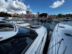 Φωτογραφία από το άλμπουμ του Trim Nautica Charter σε Biograd na Moru