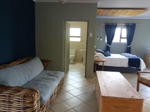 Ένα ή περισσότερα κρεβάτια σε δωμάτιο στο At the Indi