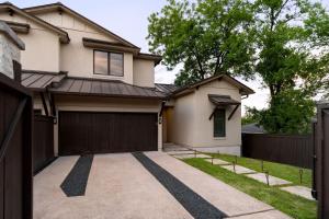 Budova, kde se prázdninový dům nachází