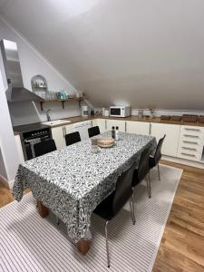 Φωτογραφία από το άλμπουμ του Boende med hotellkänsla- Stallhammarhagen σε Sala