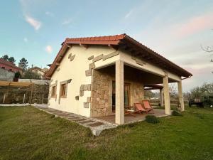 Το κτήριο όπου στεγάζεται  η παραθεριστική κατοικία +22 φωτογραφίες