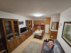 Μια τηλεόραση ή/και κέντρο ψυχαγωγίας στο Rifugio Dei Caprioli