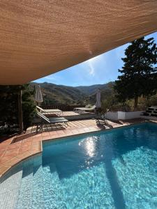 Πισίνα στο ή κοντά στο Cortijo Vacas Gordas B&B